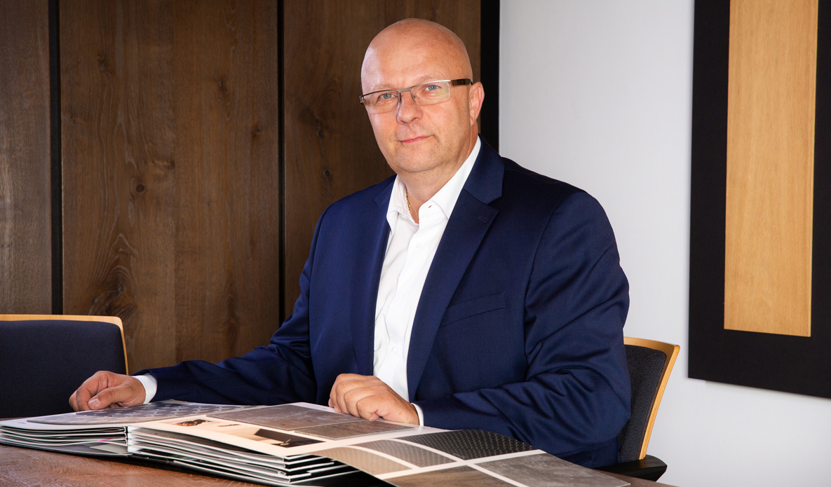 Henry Grimm – HKR Raumausstattung